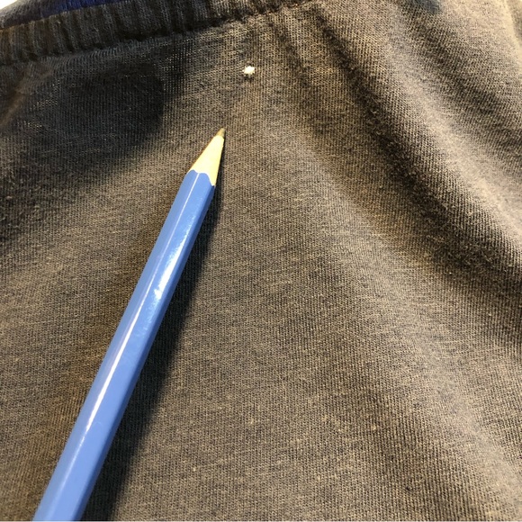 Toronto Blue Jays Tank No sleeve Tee Distressed Look Med - Picture 3 of 9